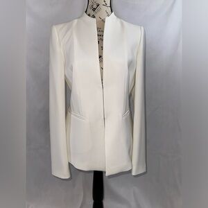 NWT: Stunning Lafayette 148 Cream/Cloud Jewel neckline blazer